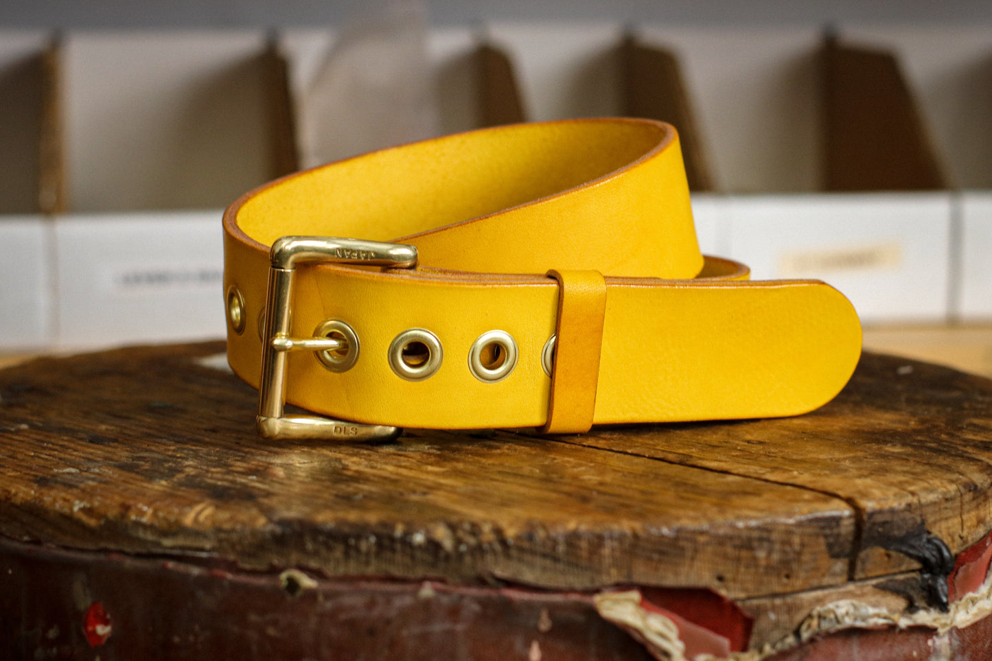 1.5" Leather Belt | ROLLER_BUCKLE + GROMMS