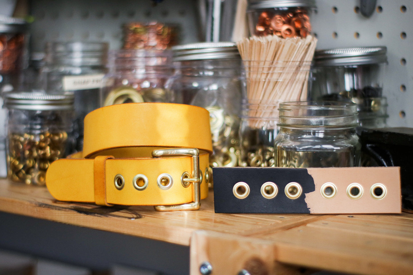 1.5" Leather Belt | ROLLER_BUCKLE + GROMMS