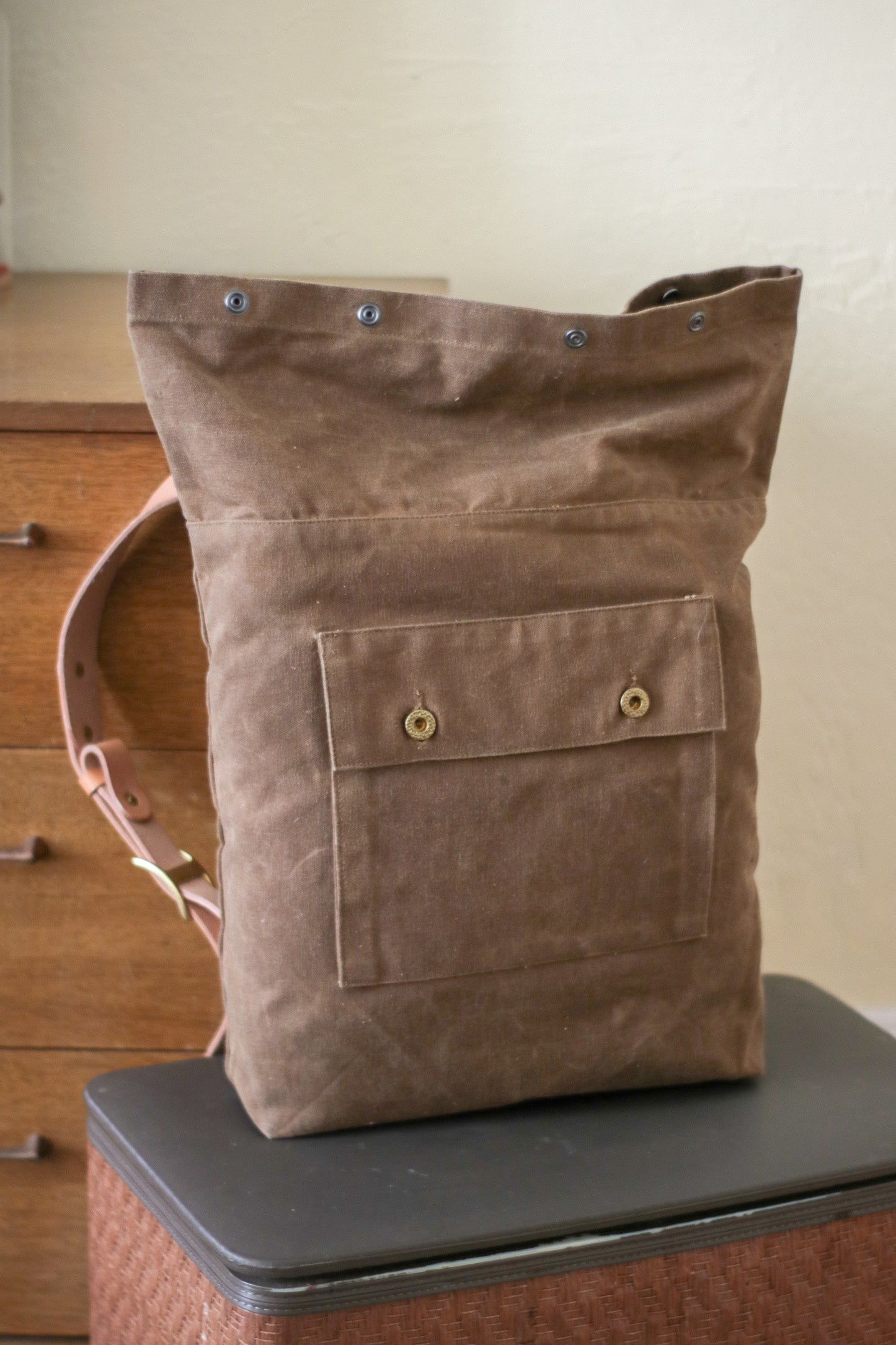 Canvas Fold-Over Backpack | WAXED U.S. Mt. VERNON